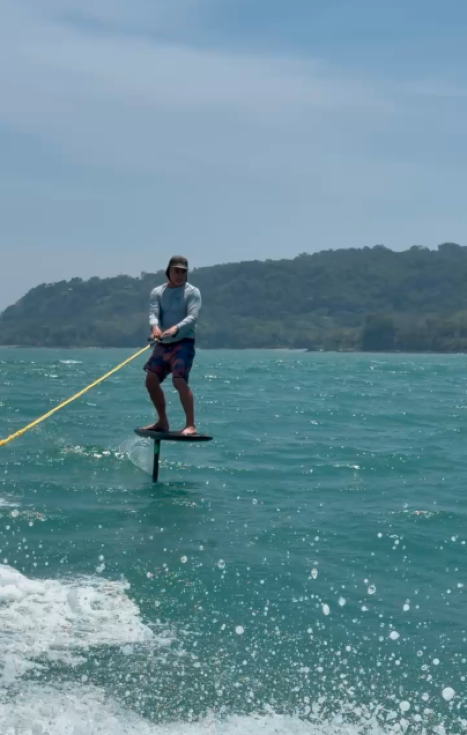 Foil - Fly Above the Ocean